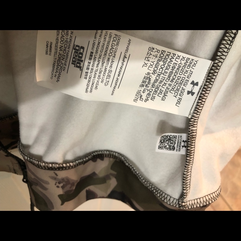 Under Armour Camouflage JackeYXL - Picture 4 of 8